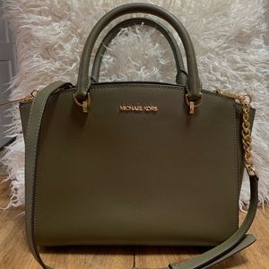 Michael Kors Ellis Purse